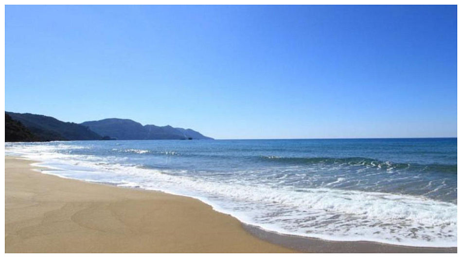 Seaside Beach Villa in South-East Corfu